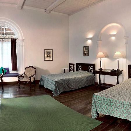 Neemrana'S- Tower House Hotell Kochi Exteriör bild
