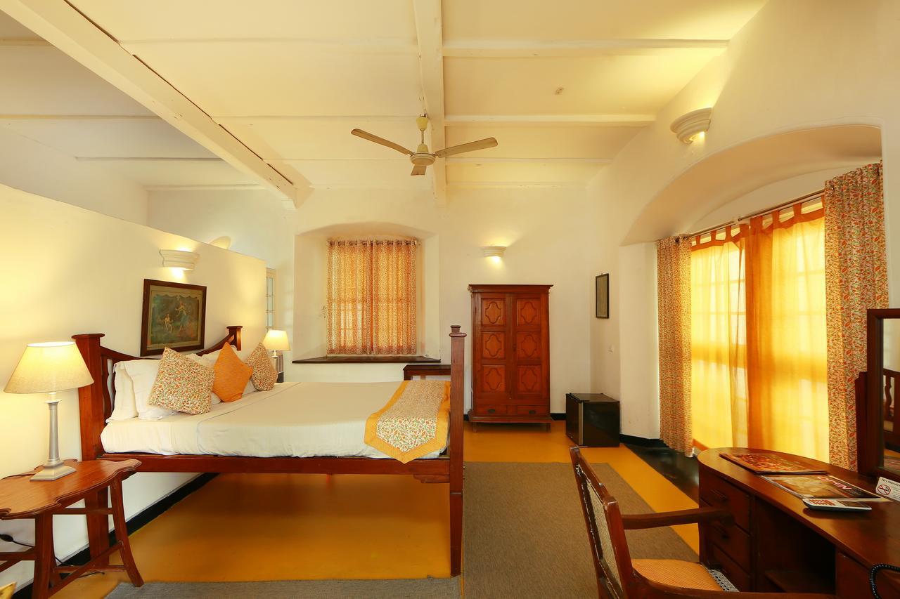 Neemrana'S- Tower House Hotell Kochi Exteriör bild