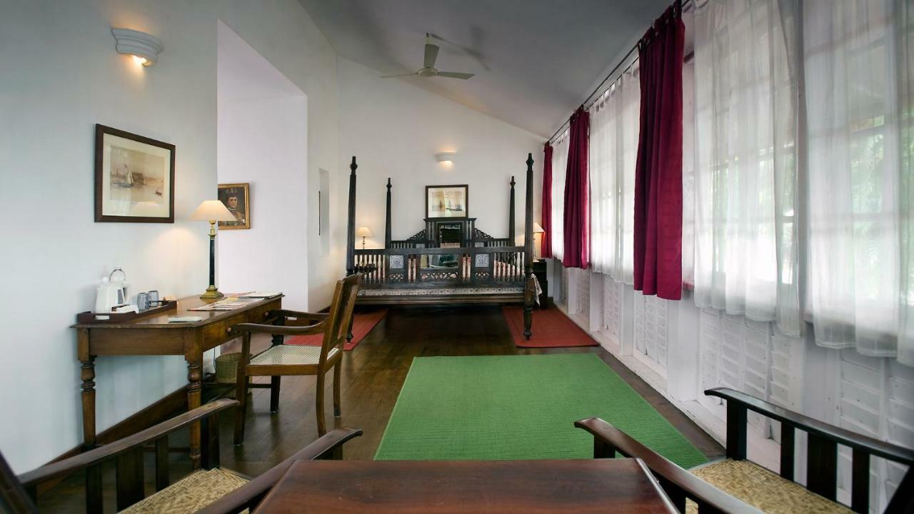Neemrana'S- Tower House Hotell Kochi Exteriör bild