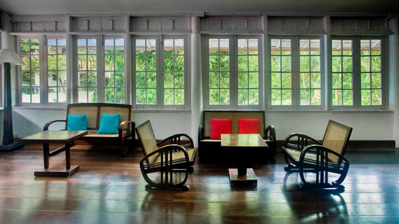 Neemrana'S- Tower House Hotell Kochi Exteriör bild