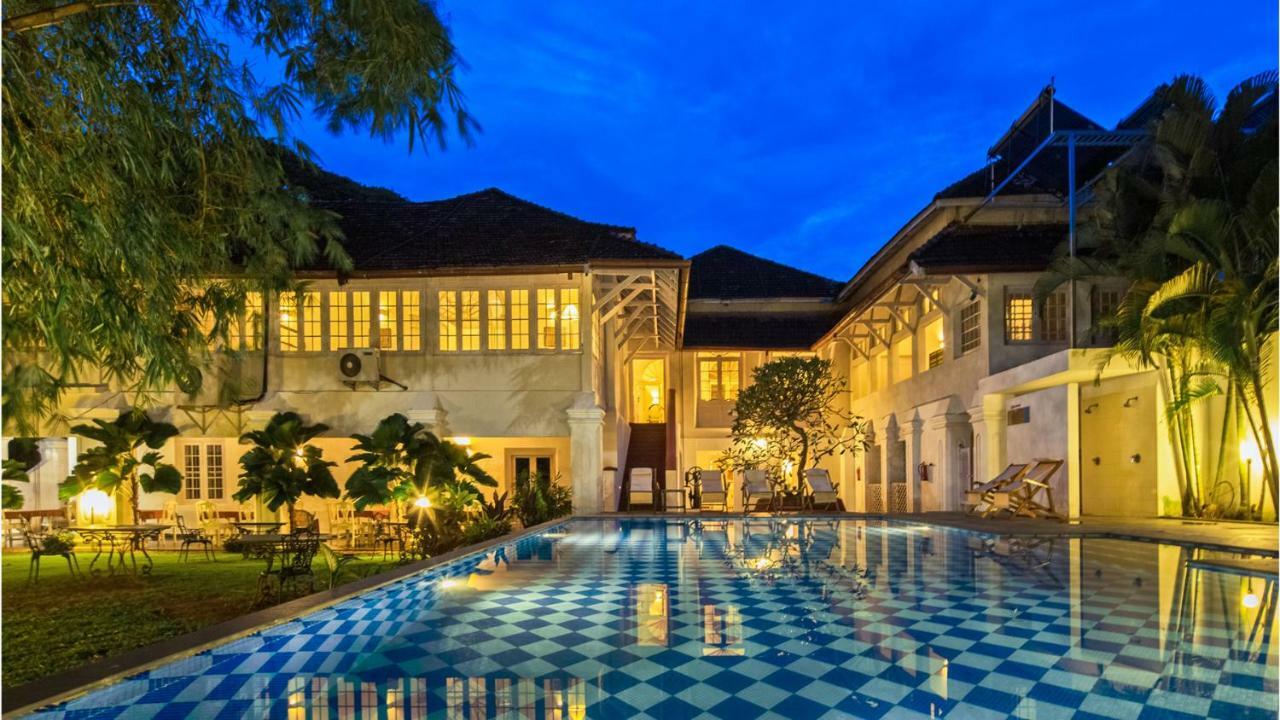 Neemrana'S- Tower House Hotell Kochi Exteriör bild